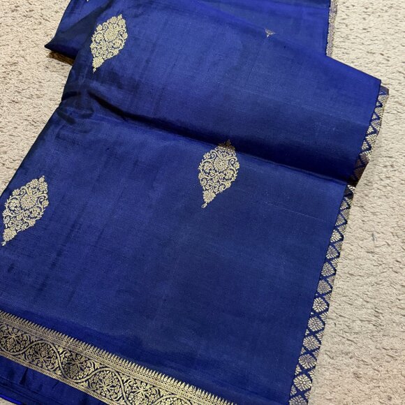 Pure kanchipuram Silk Saree in blue - Picture 5 of 11